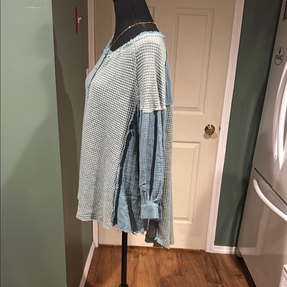 POL Women's Blue Waffle Knit Top - Picture 6 of 11